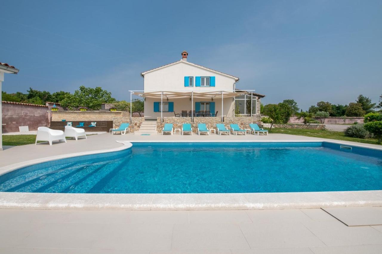 Villa Tanga Ровинь Экстерьер фото